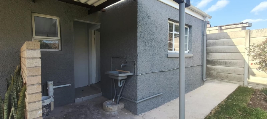 To Let 1 Bedroom Property for Rent in Newton Park Eastern Cape